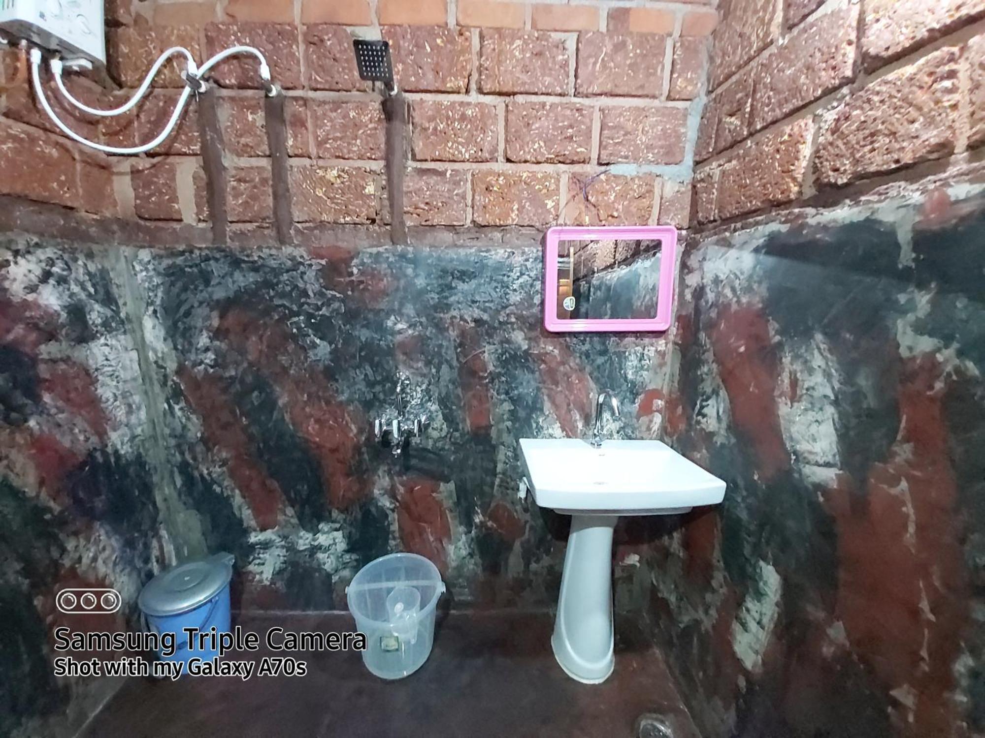 The Dream Apartment Sanivarsante Bilik gambar